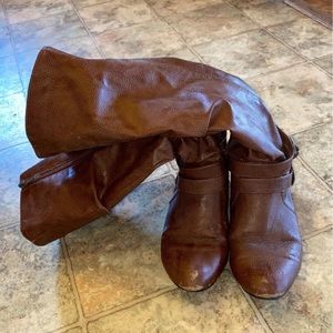 Brown tall boots. Size 8